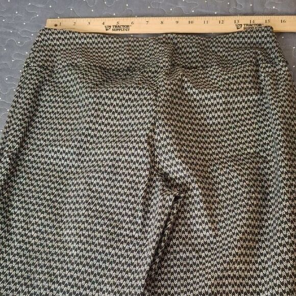 New Directions Pull on Black and White Houndstooth Pants size 10 - Picture 4 of 5